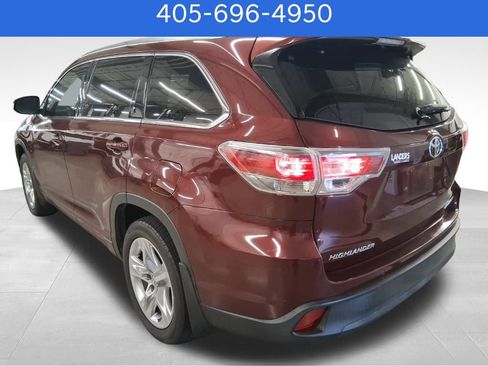 Used 2015 Toyota Highlander Limited Platinum image 4
