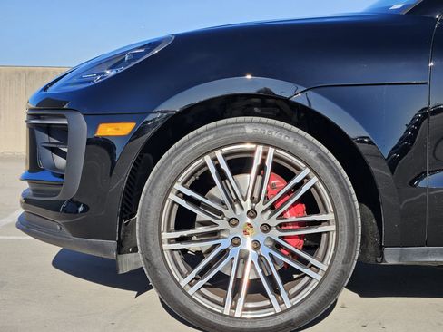 Used 2023 Porsche Macan S image 13