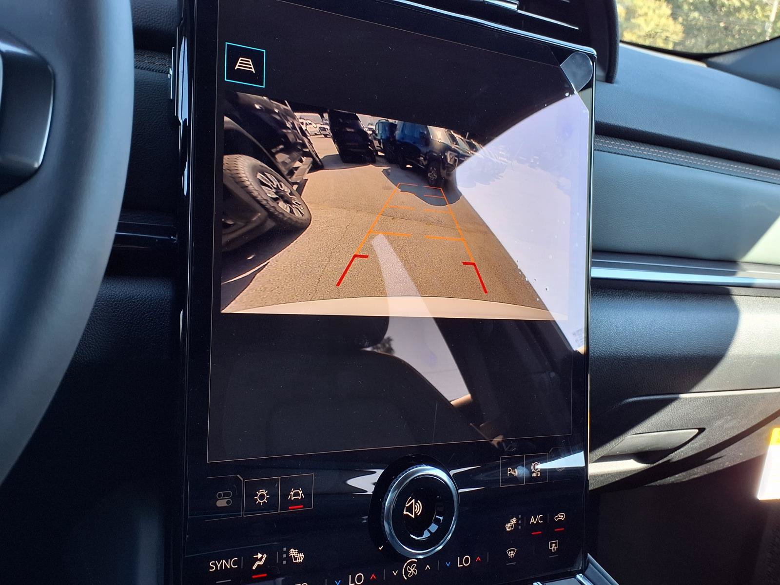 New 2027 GMC Terrain AT4 AWD/4WD image 3