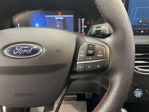 Used 2024 Ford Escape ST-Line w/ Tech Pack #1 image 19