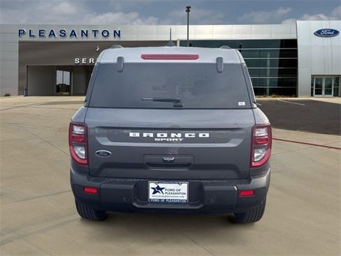 New 2025 Ford Bronco Sport Heritage w/ Convenience Package image 4