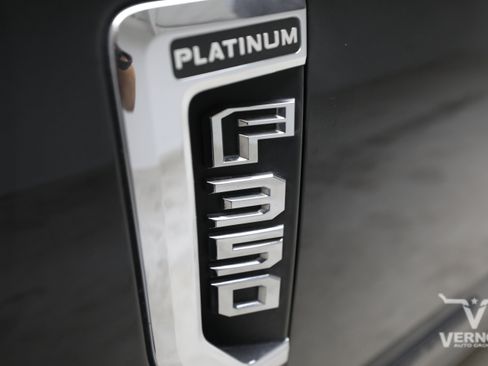 Used 2017 Ford F350 Platinum w/ Platinum Ultimate Package AWD/4WD image 11