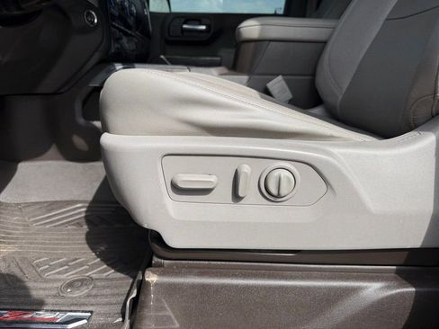 Used 2020 Chevrolet Silverado 1500 LTZ image 19