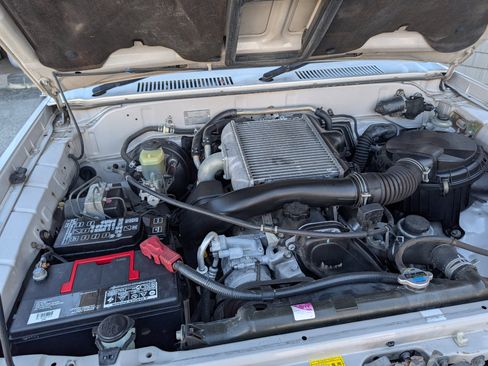 Used 1997 Toyota Land Cruiser image 23