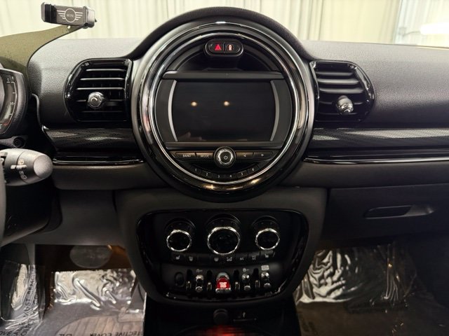 Used 2020 MINI Cooper Clubman S w/ Storage Package FWD image 13