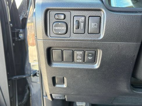 Used 2024 Toyota 4Runner TRD Off-Road Premium AWD/4WD image 16