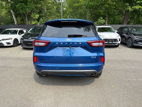 Used 2023 Ford Escape ST-Line w/ Tech Pack #1 AWD/4WD image 9