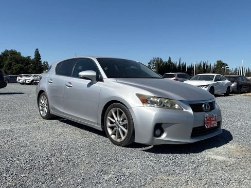 Used 2012 Lexus CT 200h Premium w/ Premium Audio Pkg FWD image 10