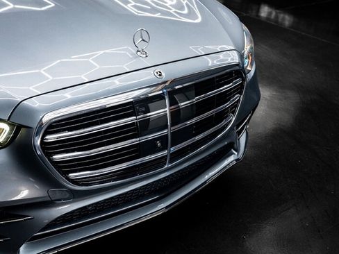 Used 2024 Mercedes-Benz S 580 4MATIC Sedan image 5