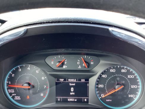 Used 2020 Chevrolet Malibu LT image 8