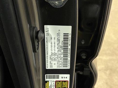 Used 2023 Toyota Tacoma TRD Sport image 14