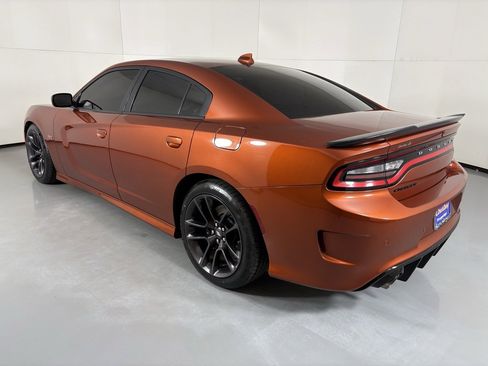 Used 2022 Dodge Charger Scat Pack w/ Driver Convenience Group image 8