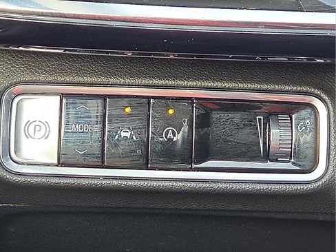 Used 2024 Buick Envision Preferred image 21