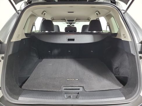 Used 2021 Nissan Rogue SV AWD/4WD image 10