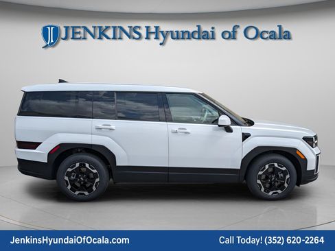 New 2026 Hyundai Santa Fe SE image 2