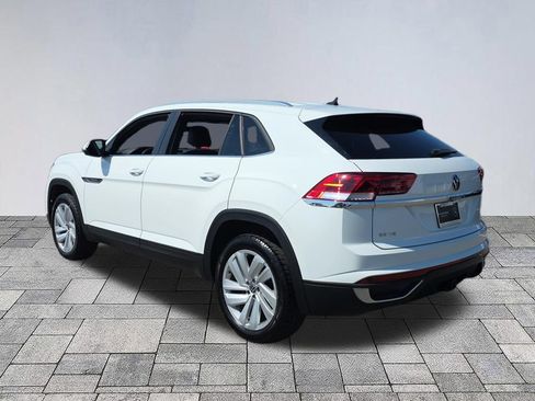 Used 2023 Volkswagen Atlas Cross Sport SE AWD/4WD image 5