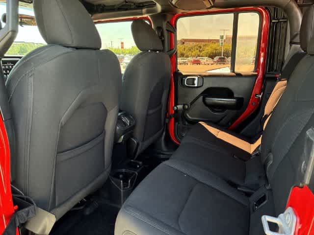 Used 2023 Jeep Gladiator Sport AWD/4WD image 21
