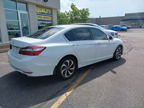 Used 2017 Honda Accord EX-L image 4