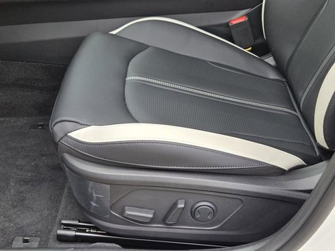 New 2026 Kia K5 GT-Line image 17