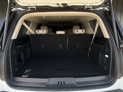Used 2024 Ford Expedition Max Limited AWD/4WD image 18