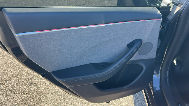 Used 2025 Tesla Model 3 Long Range RWD image 14