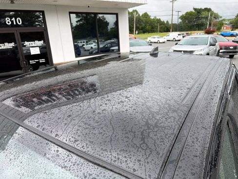 Used 2022 Nissan Frontier S w/ Technology Package RWD image 11