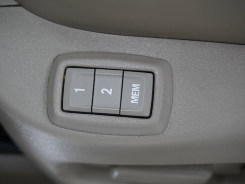 Used 2015 Cadillac SRX Luxury w/ Driver Awareness Package FWD image 7