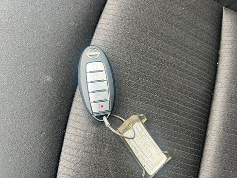 Used 2025 Nissan Altima 2.5 SV image 20