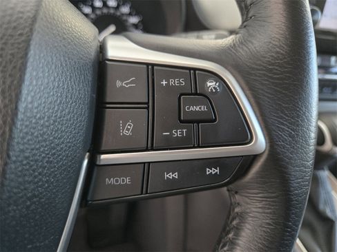 Used 2024 Toyota Sienna XLE image 16