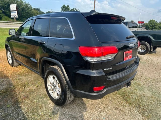 Used 2018 Jeep Grand Cherokee Laredo AWD/4WD image 5