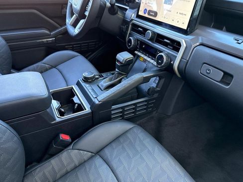 Used 2024 Toyota Tacoma TRD Sport w/ TRD Sport Premium Package image 31