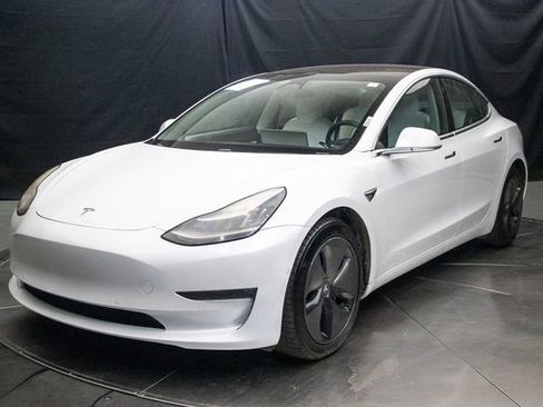 Used 2018 Tesla Model 3 Long Range image 6