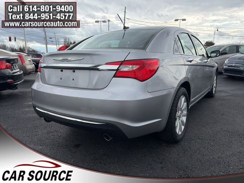 Used 2013 Chrysler 200 Limited image 5