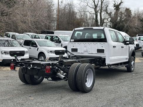 New 2025 Ford F550 4x4 Crew Cab Super Duty image 2
