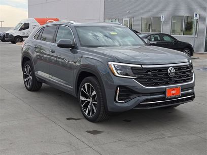 New 2025 Volkswagen Atlas Cross Sport SEL Premium R-Line