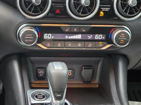 Used 2025 Nissan Sentra SV w/ All-Weather Package FWD image 17