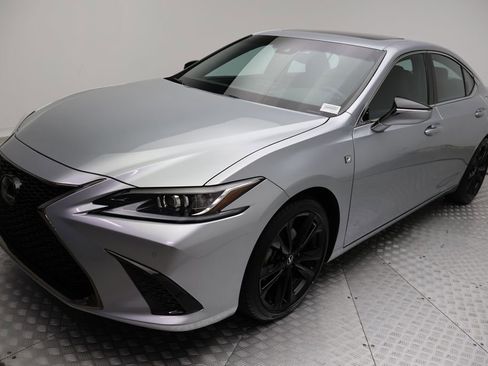 Used 2023 Lexus ES 350 F Sport w/ Accessory Package (Z2) FWD image 2