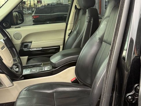 Used 2013 Land Rover Range Rover HSE image 13