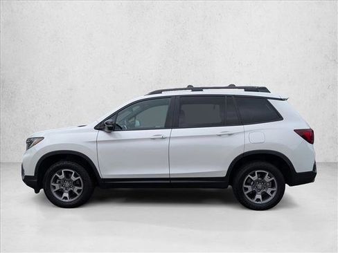 Used 2023 Honda Passport TrailSport image 9