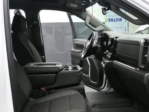 Used 2023 GMC Sierra 1500 Elevation AWD/4WD image 17