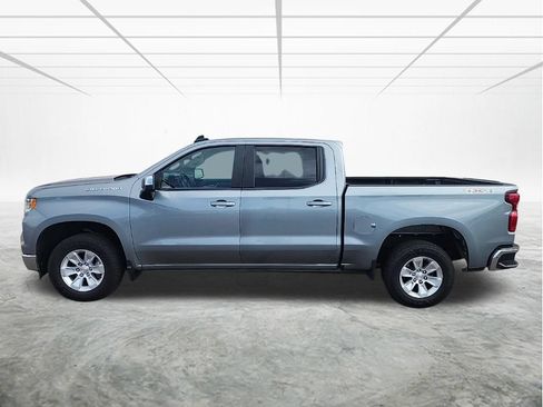 Used 2025 Chevrolet Silverado 1500 LT AWD/4WD image 2