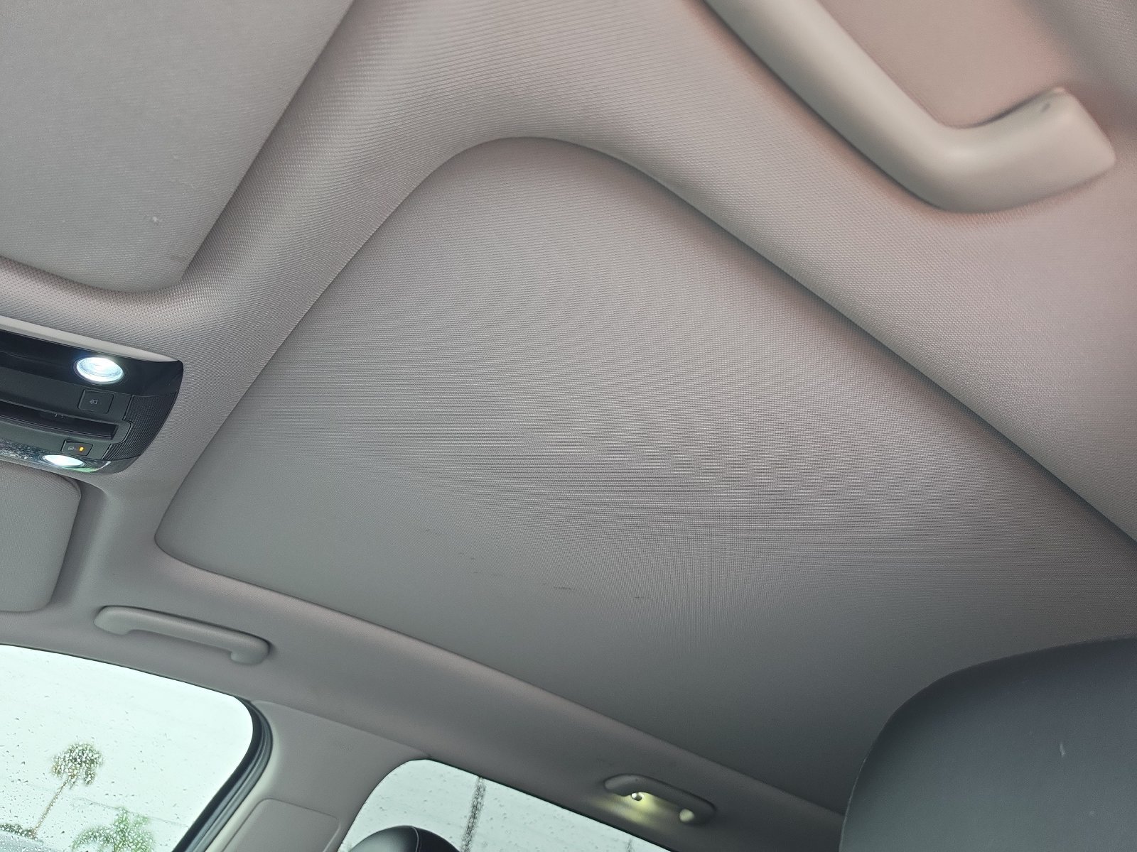 Used 2022 Kia Sorento S w/ Panoramic Sunroof Package FWD image 17