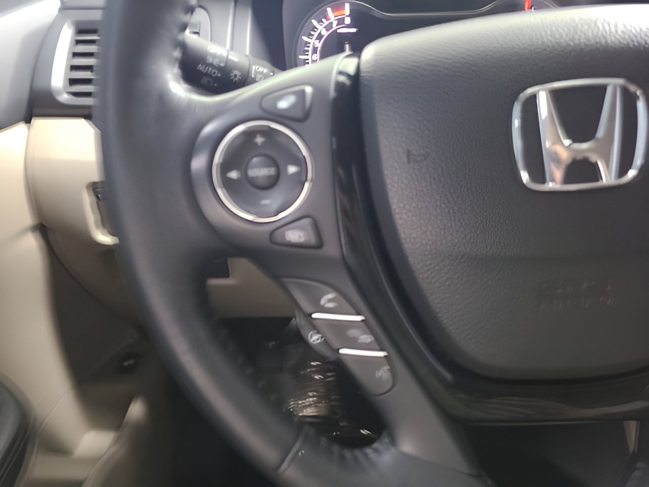 Used 2018 Honda Ridgeline RTL-E image 27