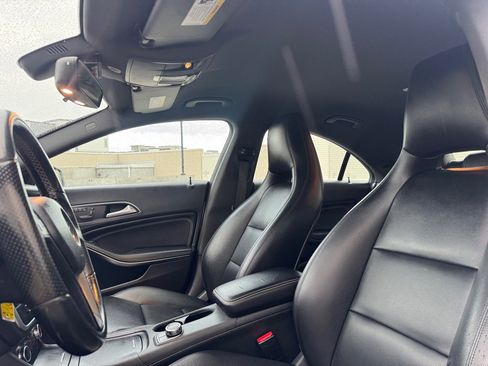 Used 2014 Mercedes-Benz CLA 250 image 12
