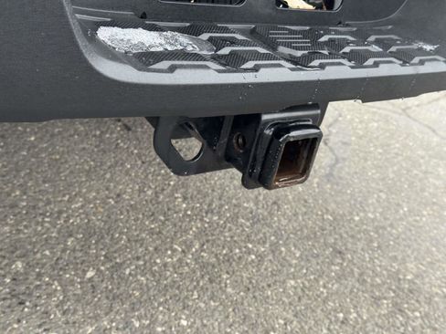 Certified 2022 Toyota Tacoma TRD Off-Road image 11