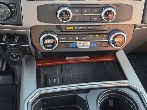 Used 2022 Ford F250 King Ranch w/ King Ranch Ultimate Package image 36