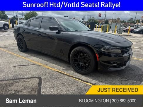 Used 2017 Dodge Charger SXT w/ AWD Plus Group image 1