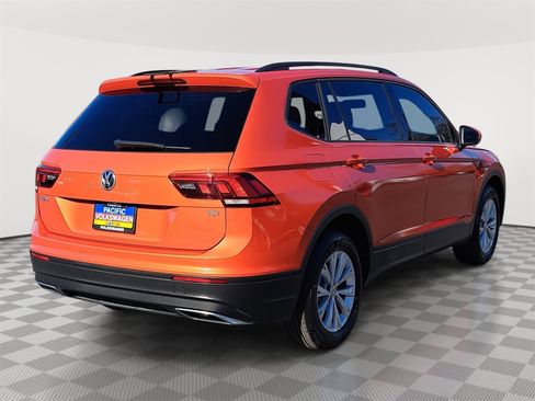 Used 2018 Volkswagen Tiguan S image 5