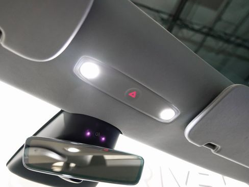 Used 2025 Tesla Model 3 Long Range image 28