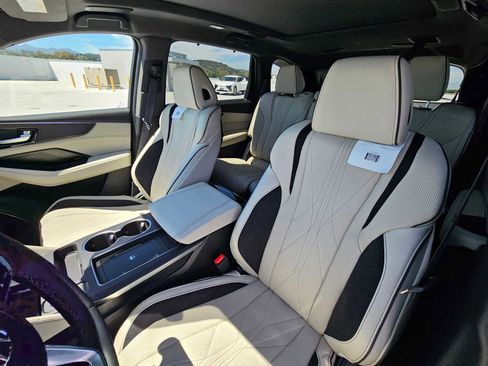 New 2025 Acura MDX Type S image 25